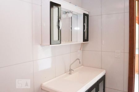 Casa para alugar com 80m², 1 quarto e 1 vaga Casa para alugar com 80m², 1 quarto e 1 vagaBanheiro