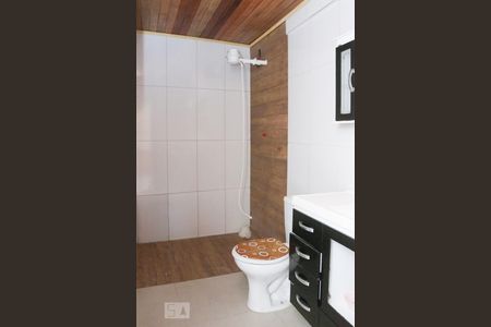 Casa para alugar com 80m², 1 quarto e 1 vaga Casa para alugar com 80m², 1 quarto e 1 vagaBanheiro