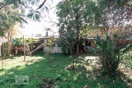 Casa à venda com 200m², 3 quartos e 3 vagasPátio