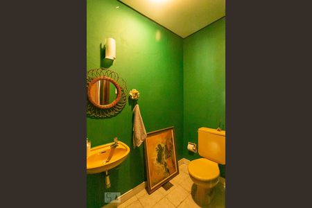 Casa à venda com 200m², 3 quartos e 3 vagasLavabo