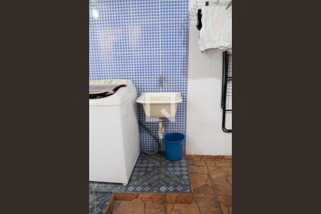 Casa à venda com 1000m², 8 quartos e 3 vagas Casa à venda com 1000m², 8 quartos e 3 vagasÁrea de Serviço