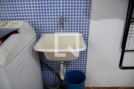 Casa à venda com 1000m², 8 quartos e 3 vagas Casa à venda com 1000m², 8 quartos e 3 vagasÁrea de Serviço