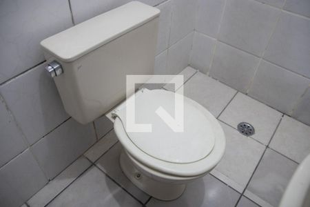 Casa à venda com 1000m², 8 quartos e 3 vagas Casa à venda com 1000m², 8 quartos e 3 vagasBanheiro do Quarto 2