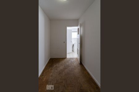 Apartamento para alugar com 84m², 2 quartos e 1 vaga Apartamento para alugar com 84m², 2 quartos e 1 vagaQuarto de Serviço
