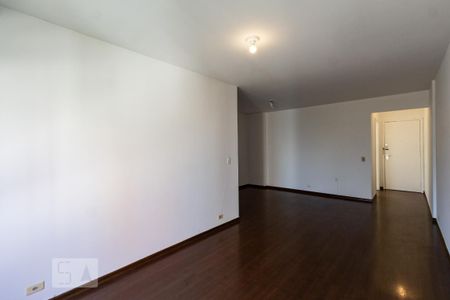 Apartamento para alugar com 84m², 2 quartos e 1 vaga Apartamento para alugar com 84m², 2 quartos e 1 vagaSala
