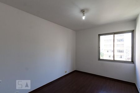 Quarto de apartamento para alugar com 2 quartos, 84m² em Pinheiros, São Paulo