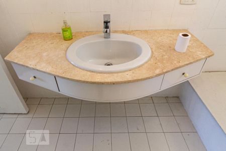 Apartamento para alugar com 84m², 2 quartos e 1 vaga Apartamento para alugar com 84m², 2 quartos e 1 vagaBanheiro