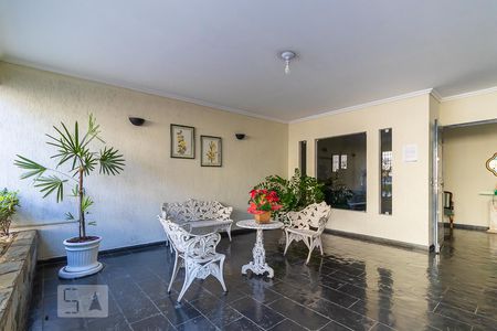 Apartamento à venda com 62m², 1 quarto e sem vagaÁrea comum - Hall de entrada