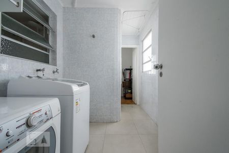 Apartamento para alugar com 110m², 3 quartos e 1 vagaÁrea de Serviço