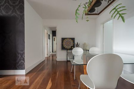Sala de apartamento para alugar com 3 quartos, 110m² em Jardim Novo Santo Amaro, São Paulo