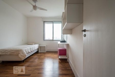 Apartamento para alugar com 110m², 3 quartos e 1 vagaQuarto 1