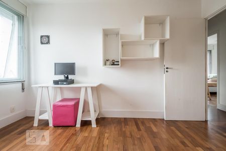 Apartamento para alugar com 110m², 3 quartos e 1 vagaQuarto 1