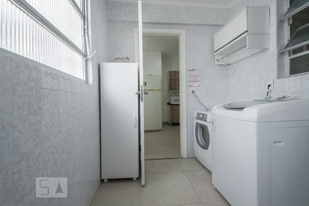 Apartamento para alugar com 110m², 3 quartos e 1 vagaÁrea de Serviço