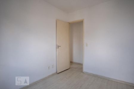 Quarto 1 de apartamento para alugar com 2 quartos, 49m² em Jardim Três Marias, São Paulo