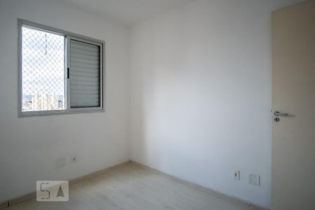 Quarto 1 de apartamento para alugar com 2 quartos, 49m² em Jardim Três Marias, São Paulo