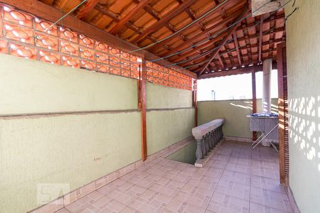 Casa à venda com 160m², 3 quartos e 2 vagasVaranda quarto 3 suíte