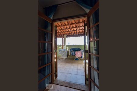 Casa à venda com 160m², 3 quartos e 2 vagasVaranda quarto 3 suíte