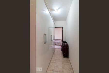 Casa à venda com 160m², 3 quartos e 2 vagasCloset quarto 1