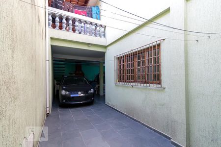 Casa à venda com 160m², 3 quartos e 2 vagasGaragem e quintal