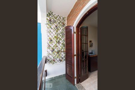 Casa à venda com 160m², 3 quartos e 2 vagasVaranda quarto 1