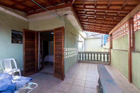 Casa à venda com 160m², 3 quartos e 2 vagasVaranda quarto 3 suíte