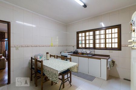Casa à venda com 160m², 3 quartos e 2 vagasCozinha