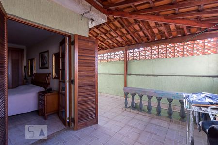 Casa à venda com 160m², 3 quartos e 2 vagasVaranda quarto 3 suíte