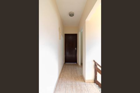 Casa à venda com 160m², 3 quartos e 2 vagasCorredor
