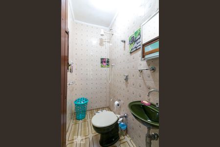 Casa à venda com 160m², 3 quartos e 2 vagasBanheiro de serviço