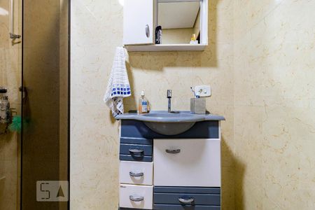 Casa à venda com 250m², 3 quartos e 1 vagaBanheiro 2