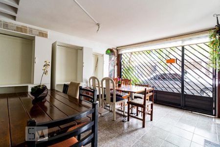 Casa à venda com 250m², 3 quartos e 1 vagaGaragem