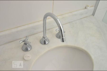 Apartamento à venda com 76m², 3 quartos e 1 vagaBanheiro Suíte