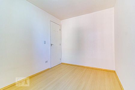 Quarto 1 de apartamento para alugar com 3 quartos, 60m² em Capão Raso, Curitiba