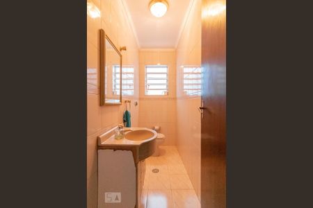 Casa à venda com 151m², 3 quartos e 2 vagasLavabo