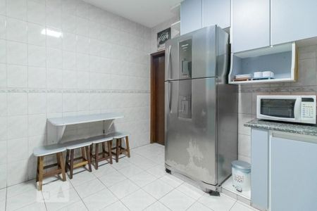 Casa à venda com 151m², 3 quartos e 2 vagasCozinha