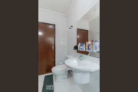 Casa à venda com 151m², 3 quartos e 2 vagasBanheiro Social