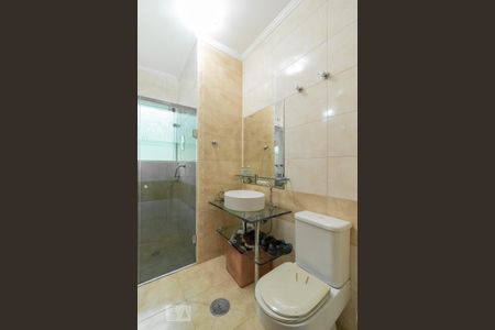 Casa à venda com 151m², 3 quartos e 2 vagasBanheiro da Suíte