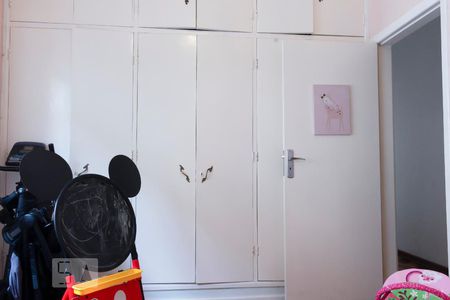 Casa à venda com 600m², 4 quartos e 3 vagasQuarto 2