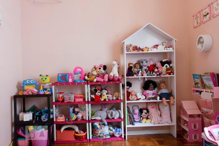 Casa à venda com 600m², 4 quartos e 3 vagasQuarto2