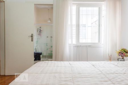 Casa à venda com 600m², 4 quartos e 3 vagasSuíte