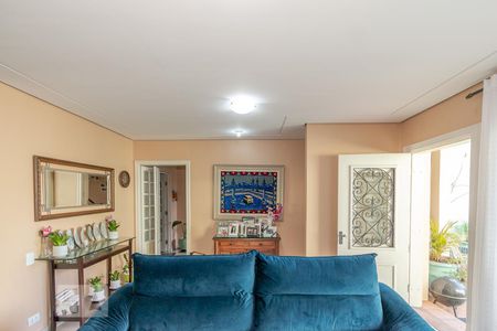 Sala de casa à venda com 3 quartos, 200m² em Parque Colonial, São Paulo