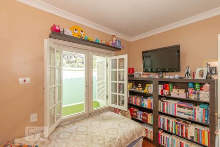 Casa à venda com 200m², 3 quartos e 3 vagasQuarto