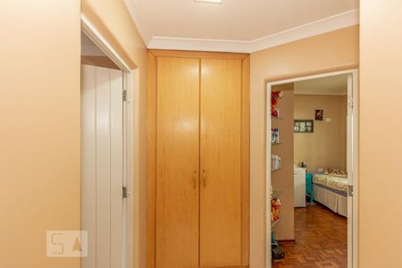 Casa à venda com 200m², 3 quartos e 3 vagasQuarto