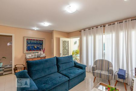 Sala de casa à venda com 3 quartos, 200m² em Parque Colonial, São Paulo