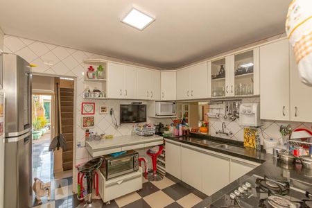 Casa à venda com 200m², 3 quartos e 3 vagasCozinha