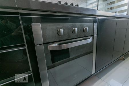 Apartamento à venda com 64m², 2 quartos e 2 vagasCozinha e Área de Serviço