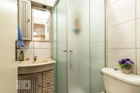 Apartamento à venda com 61m², 3 quartos e 1 vaga Apartamento à venda com 61m², 3 quartos e 1 vagaBanheiro