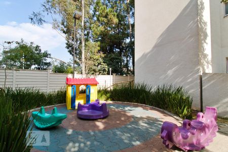 Apartamento para alugar com 43m², 2 quartos e 1 vaga Apartamento para alugar com 43m², 2 quartos e 1 vagaÁrea Comum - Playground