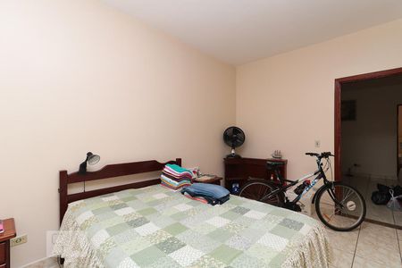 Casa à venda com 200m², 5 quartos e 2 vagas Casa à venda com 200m², 5 quartos e 2 vagasQuarto 4