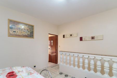 Casa à venda com 200m², 5 quartos e 2 vagas Casa à venda com 200m², 5 quartos e 2 vagasSala 2